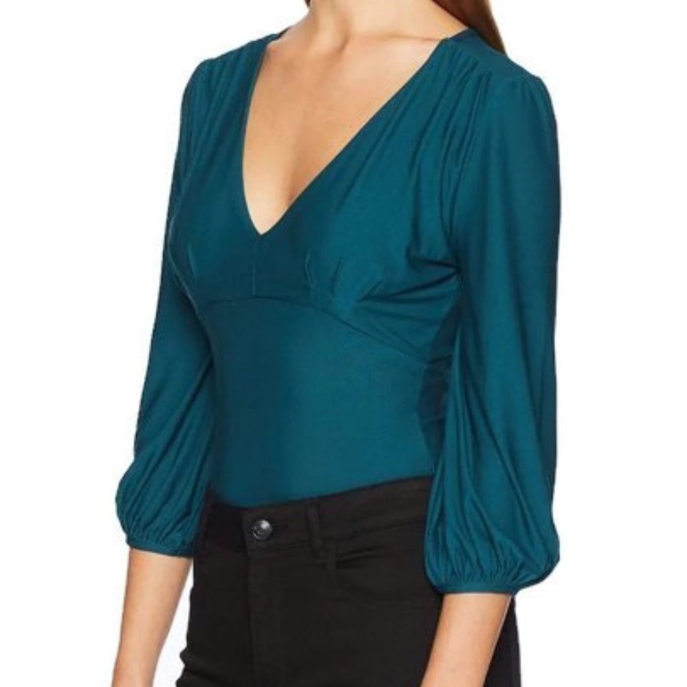 NWT BB DAKOTA Women's Bodysuit